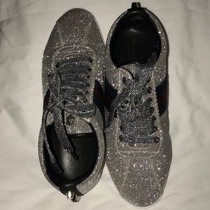 Gucci shoes *Authentic*